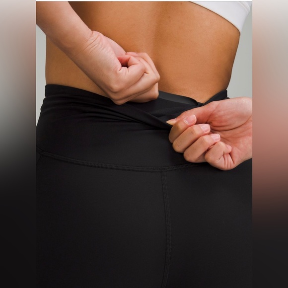 Lululemon, Size 4, Black, Base Pace High-Rise Tight 28” - Picture 5 of 6